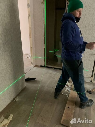 Установка входной двери одностворчатой