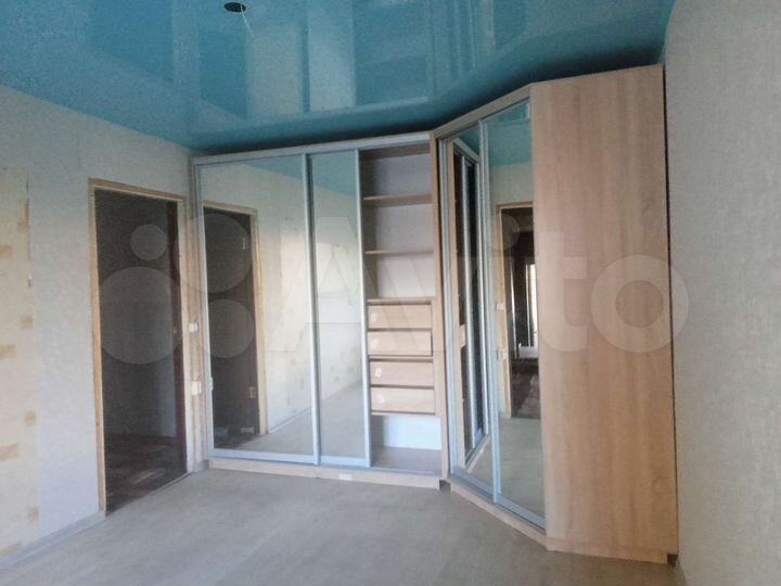 2-к. квартира, 70 м², 1/1 эт.