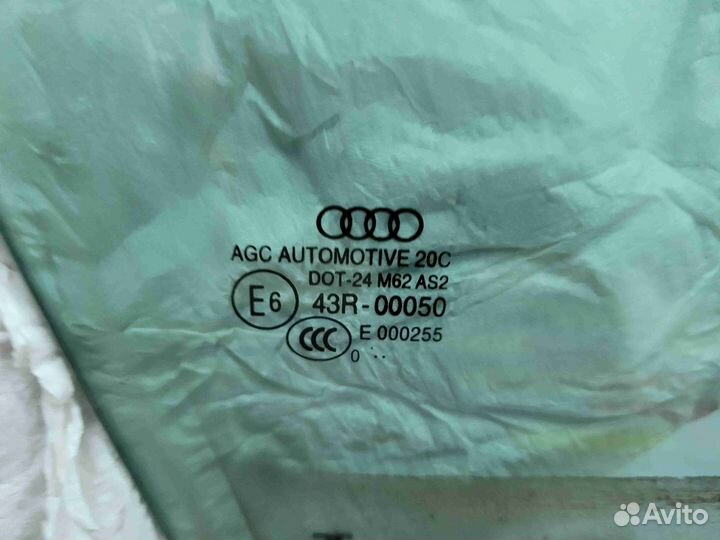 Стекло двери передней правой Audi Q7 4M