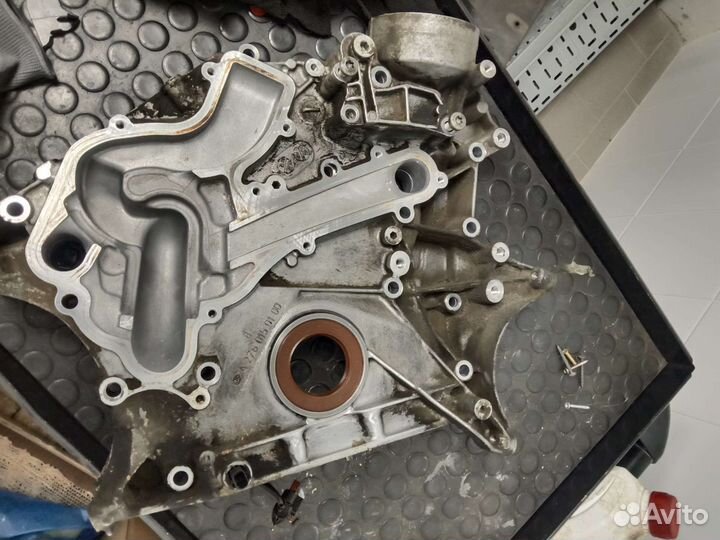 Передняя крышка Мерседес m276 W222