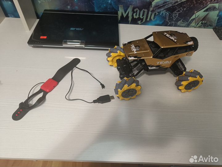 Машинка BeBoy на радиоуправлении жестами