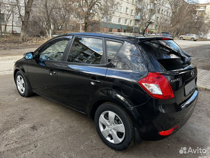 Kia Ceed 1.6 AT, 2011, 139 000 км