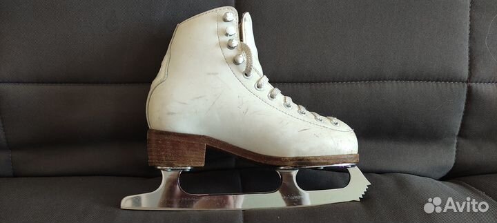 Фигурные коньки Wifa 31