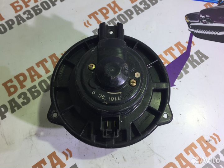 Мицубиси Монтеро Спорт Моторчик печки