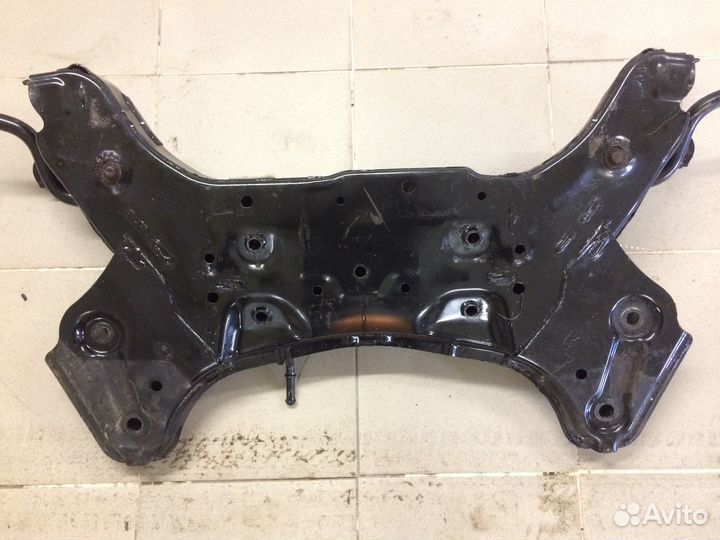 Балка, передний подрамник Kia Rio 3, Solaris 1