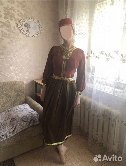 Танцевальный костюм