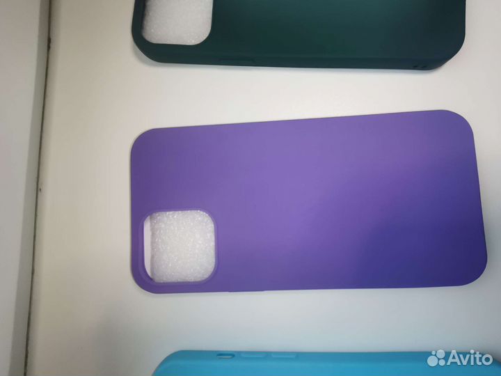 Чехол на iPhone