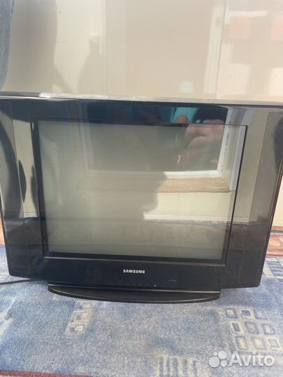 Телевизор samsung