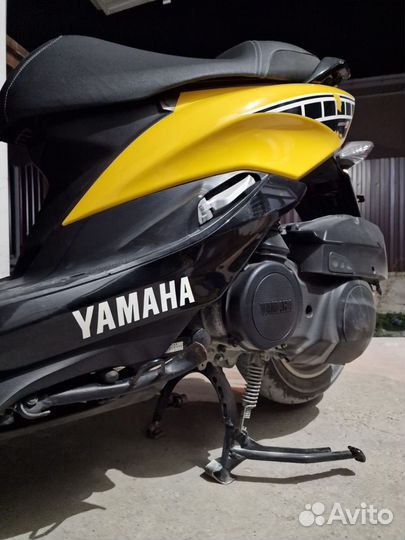 Скутер Yamaha Majesty S
