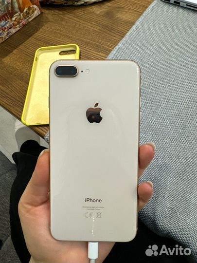 iPhone 8 Plus, 64 ГБ