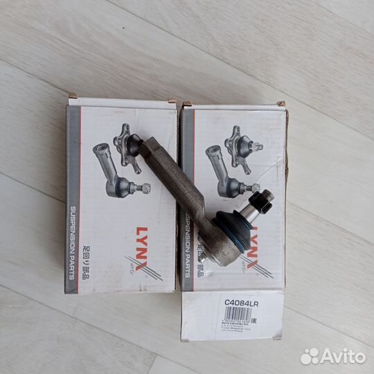 Рулевой наконечник на KIA carens/shuma