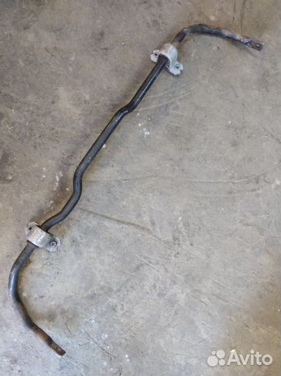 Стабилизатор передний Volkswagen Passat B7