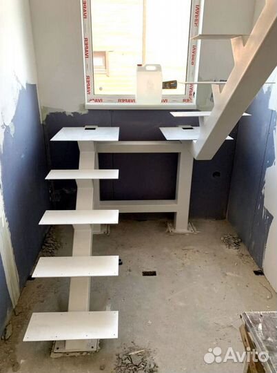 Лестница винтовая с монтажем