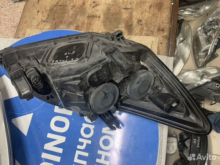 Фара левая правая Ford Focus 2 1744977