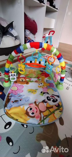 Развивающий коврик с пианино