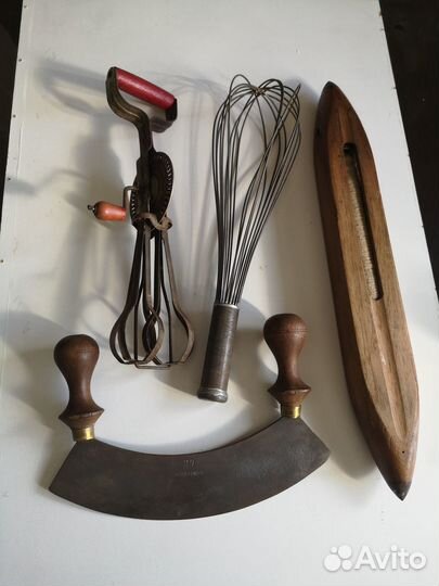 Старинные инструменты