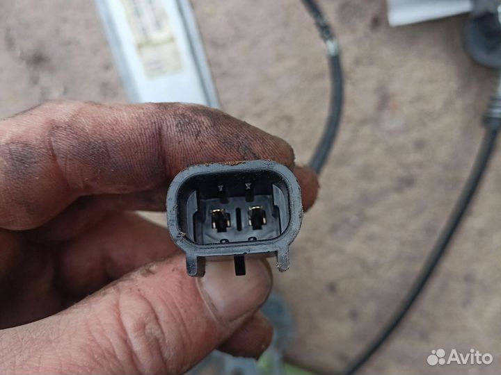 Стеклоподъемники передних дверей Лада Калина 2