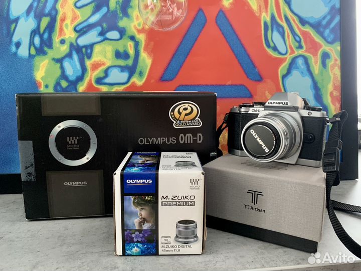 Фотоаппарат Olympus E-M 10 и 3 объектива