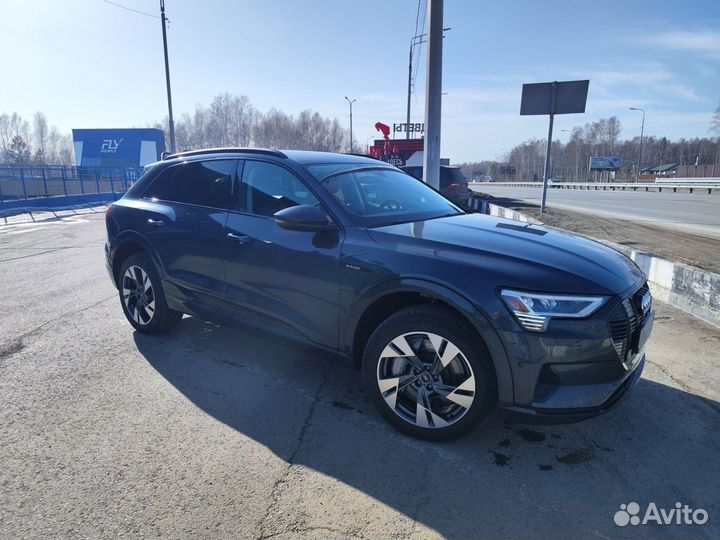 Audi e-tron AT, 2020, 30 000 км