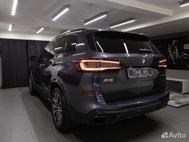 BMW X5 3 AT, 2022
