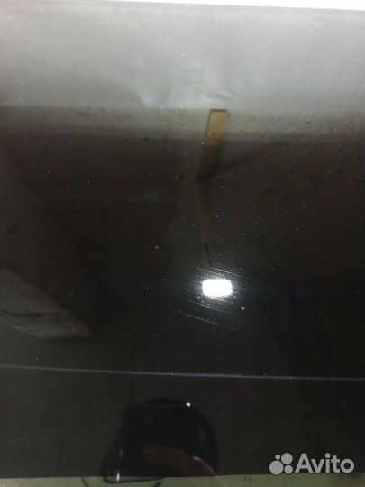 Стекло двери заднее правое Nissan Terrano D10 2.0