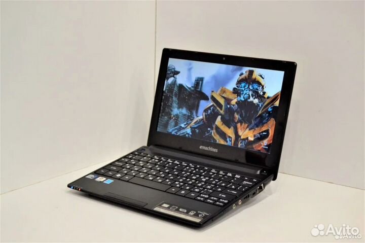 Нетбук eMachines / Кино / Интернет