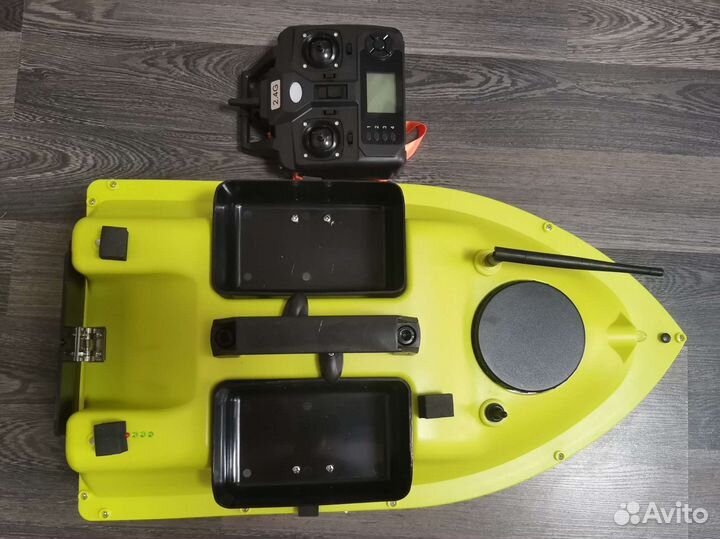 Кораблик для рыбалки d18c с gps