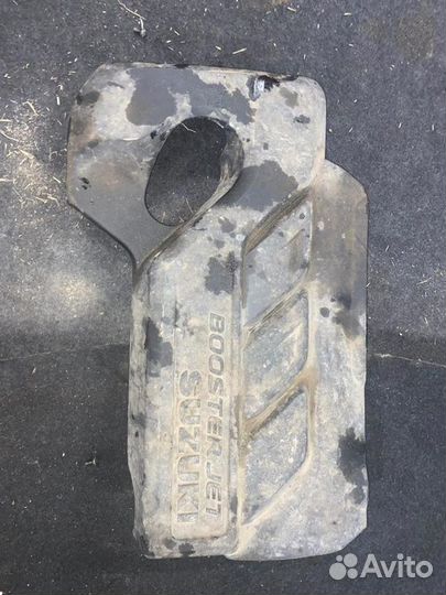 Декоративная крышка двигателя Suzuki Vitara 2LY