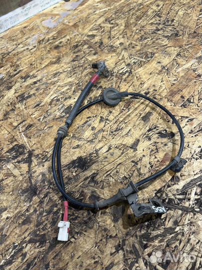 Датчик ABS задний правый Хендай Солярис