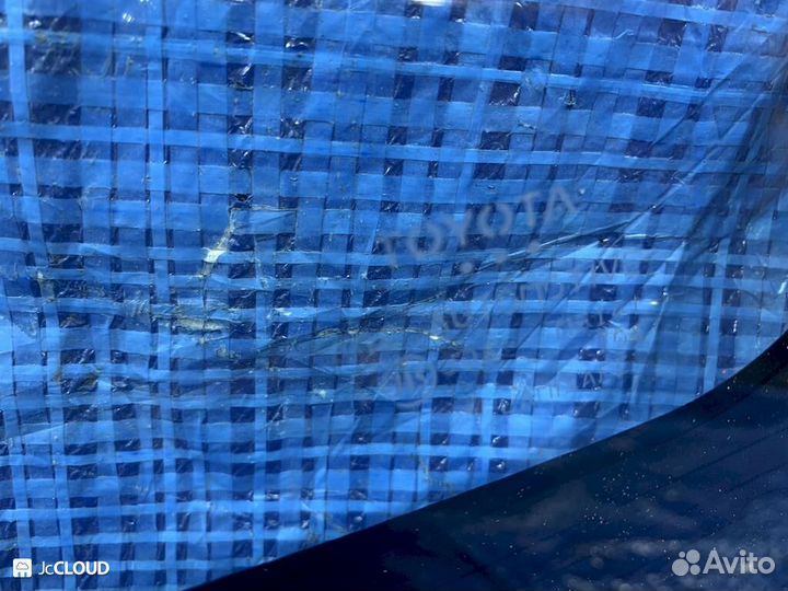 Лобовое стекло на toyota aqua NHP10 1nzfxe