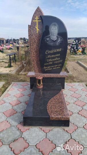 Памятники и благоустройство захоронений