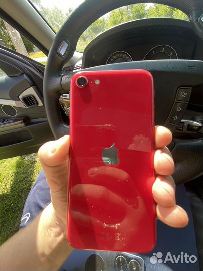 iPhone SE (2020), 64 ГБ