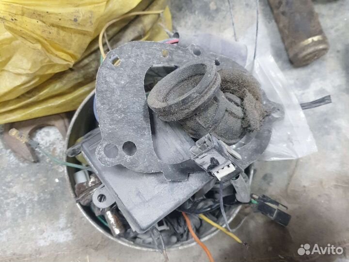 Запчасти от скутера 2т и 4т qmb