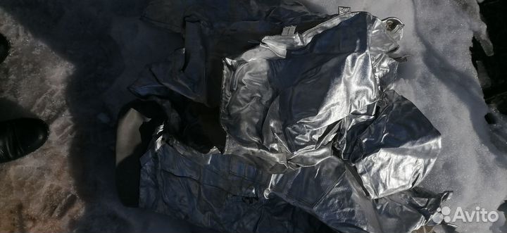 Тепло отражающий костюм пожарного