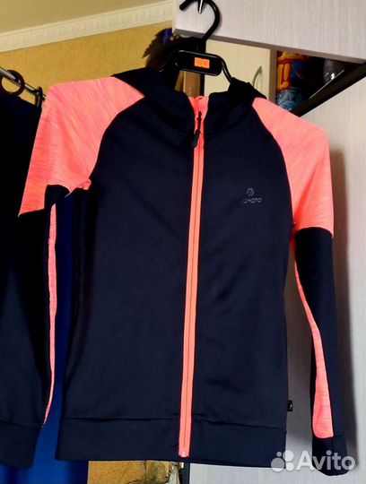 Спортивные вещи на девочку 8-10 лет