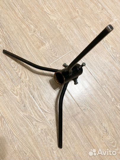 Подставка под елку