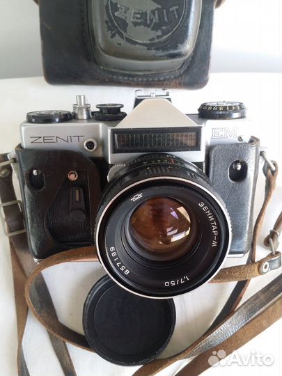 Фотокамеры и принадлежности