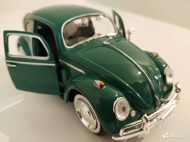 Модель 1:24, 1966 Volkswagen Beetle, металл