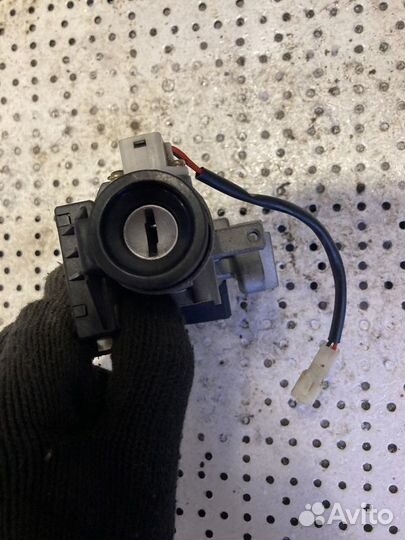 Замок зажигания Chevrolet Aveo т250