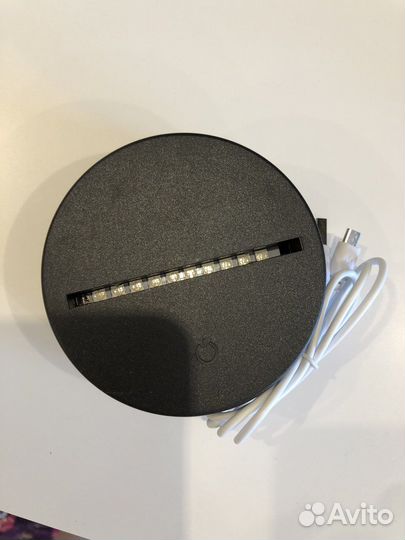 Подставка для светильника из орг стекла