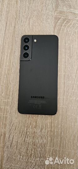 Samsung Galaxy S22, 8/128 ГБ