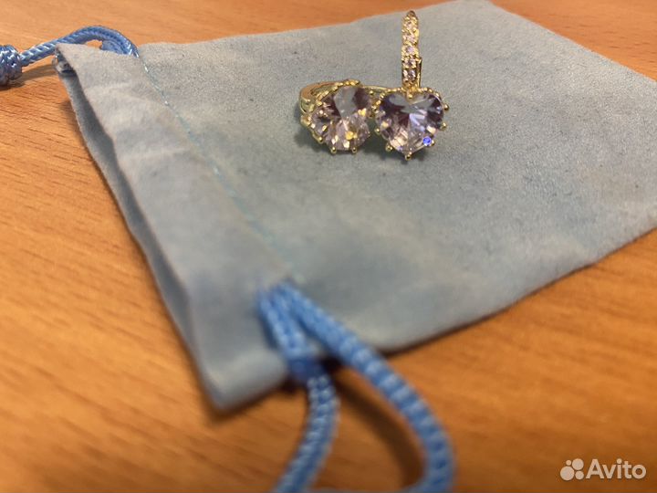 Серьги с кристаллами в форме сердца