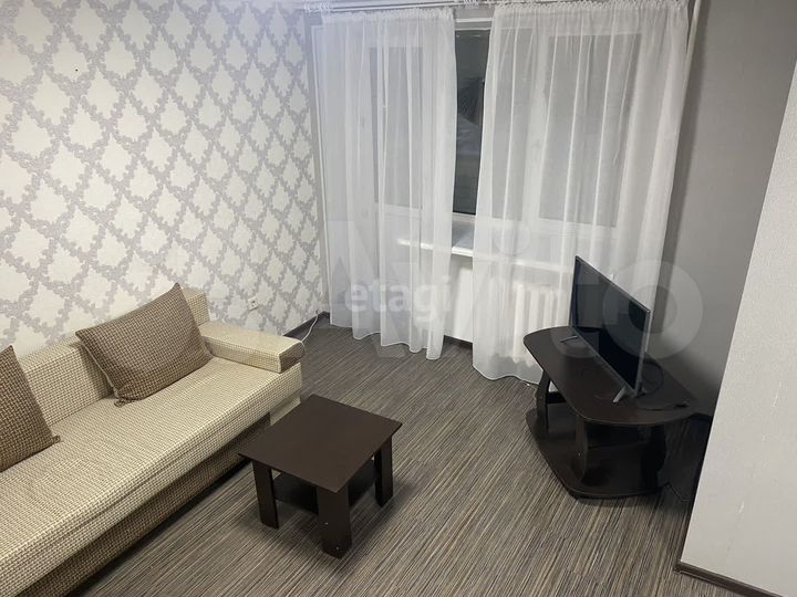 1-к. квартира, 47 м², 4/10 эт.