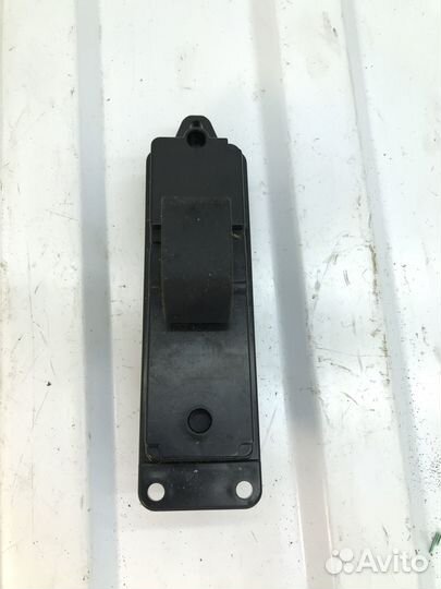 Кнопка стеклоподъемника задняя левая Mazda 6 GH