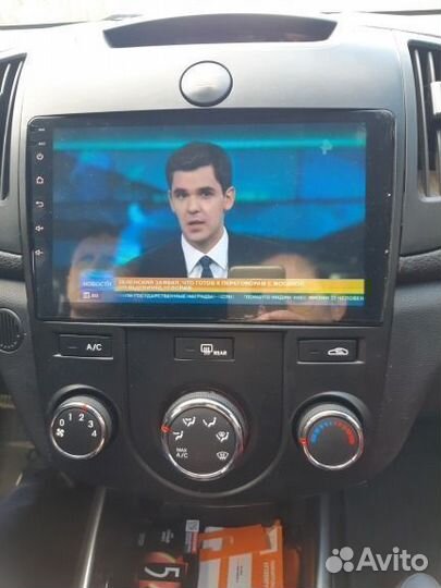 Магнитола TopWay TS7 на Kia Cerato