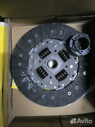 Сцепление с маховиком Ford Tranzit 2,4TDI