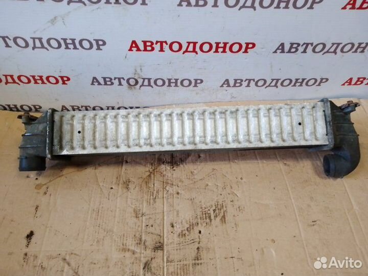 Интеркулер Volkswagen Sharan 2002