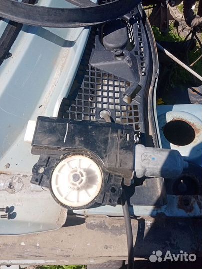 Моторчик люка Lexus RX 300/330/350/400H