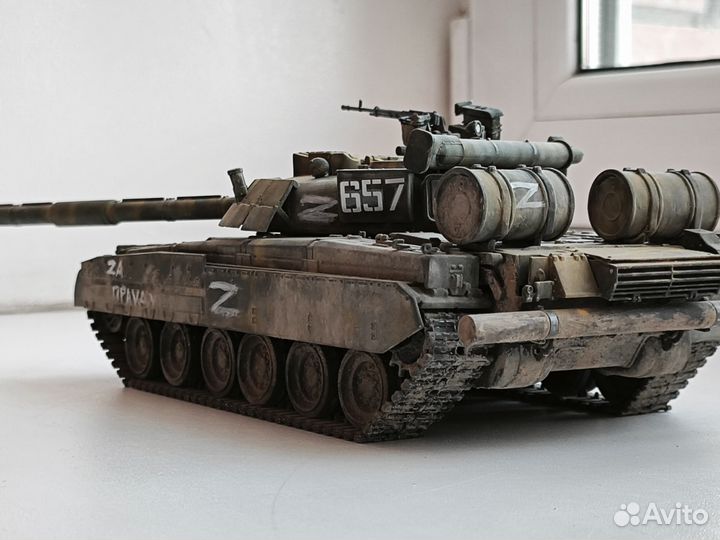 Модель танка Т-80уд