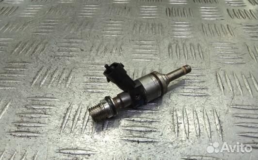 Форсунка бензиновая porsche cayenne 1 (4BA12B708)